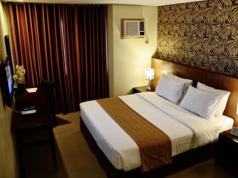 Gt Hotel Bacolod Buitenkant foto