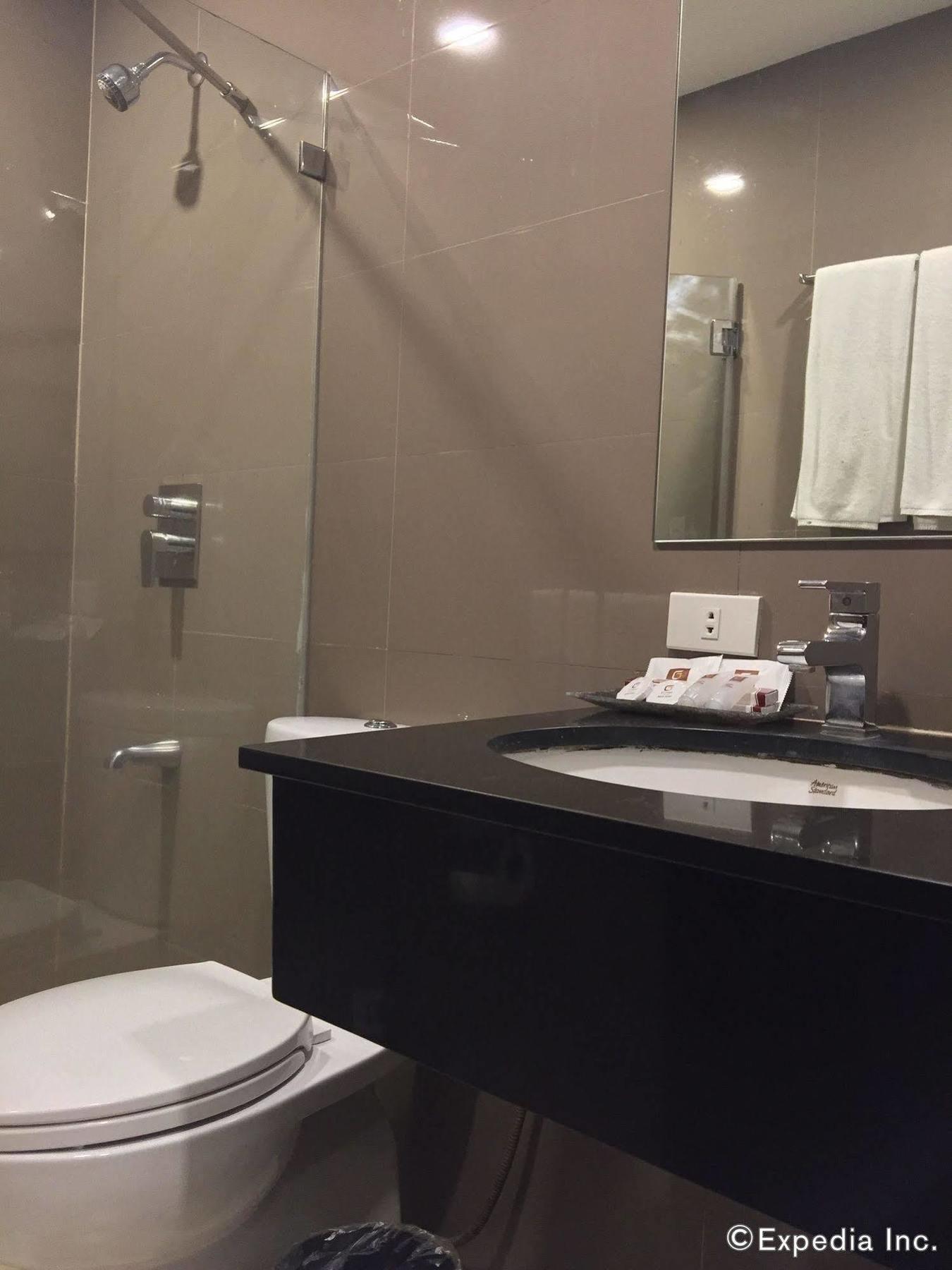 Gt Hotel Bacolod Buitenkant foto